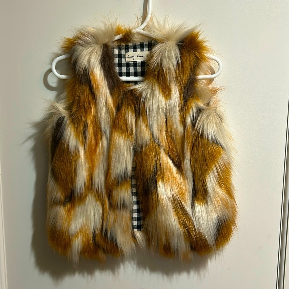 Lacey Lane Toddler's Faux Fur Vest. Very Good Condition.